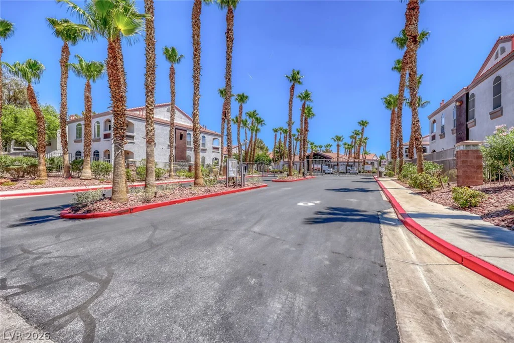 700 Carnegie, Henderson, NV 89052