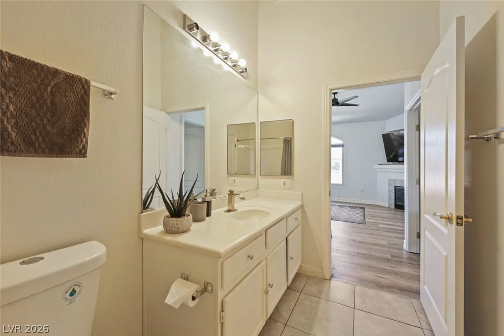 700 Carnegie, Henderson, NV 89052