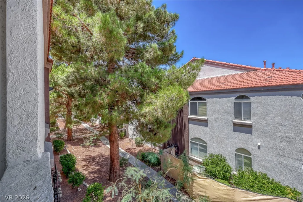 700 Carnegie, Henderson, NV 89052