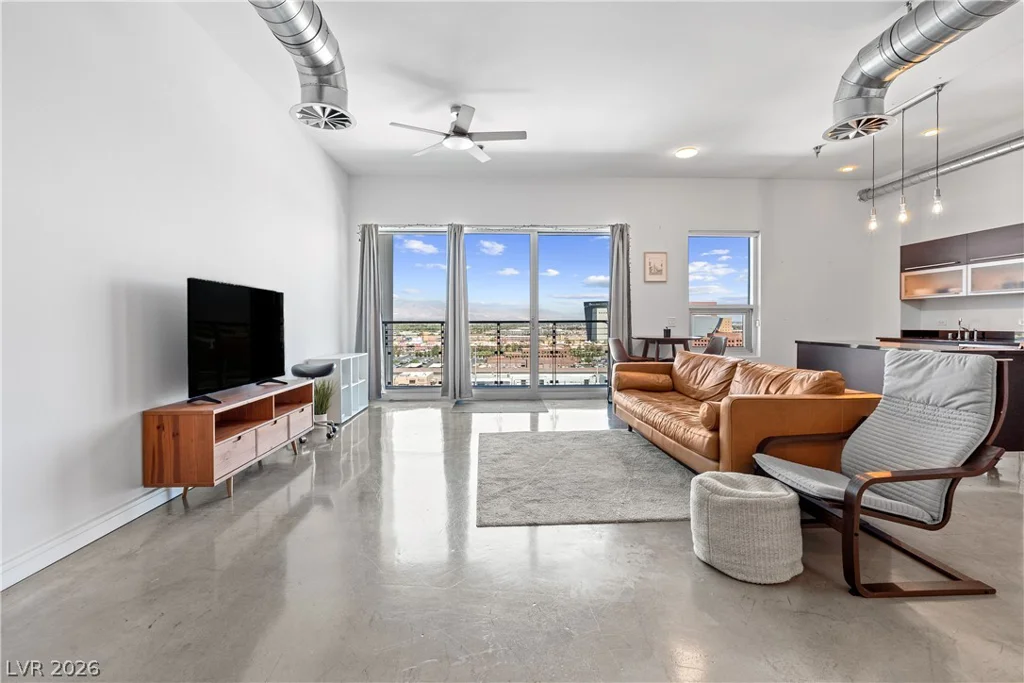 200 Hoover, Las Vegas, NV 89101