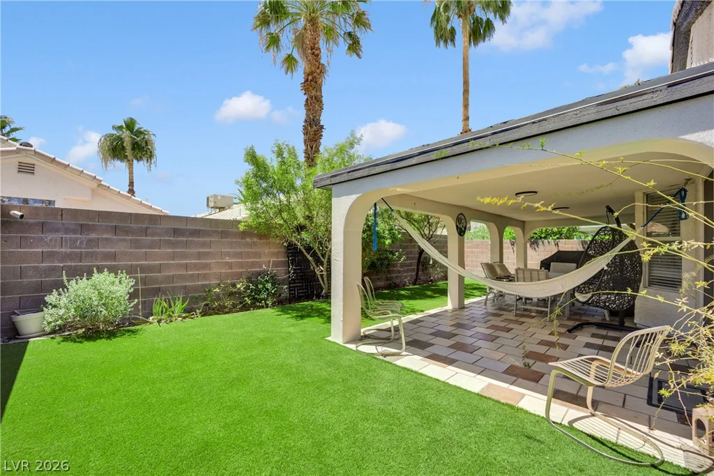 6071 Wild Berry, Las Vegas, NV 89142