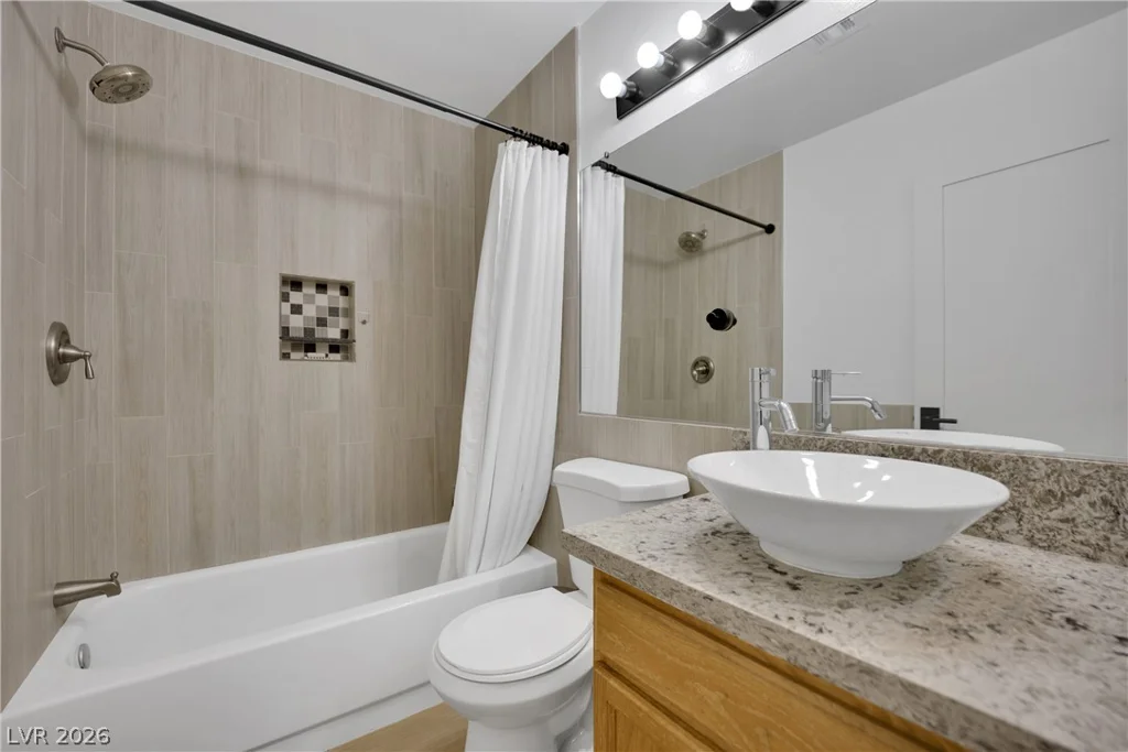 6071 Wild Berry, Las Vegas, NV 89142