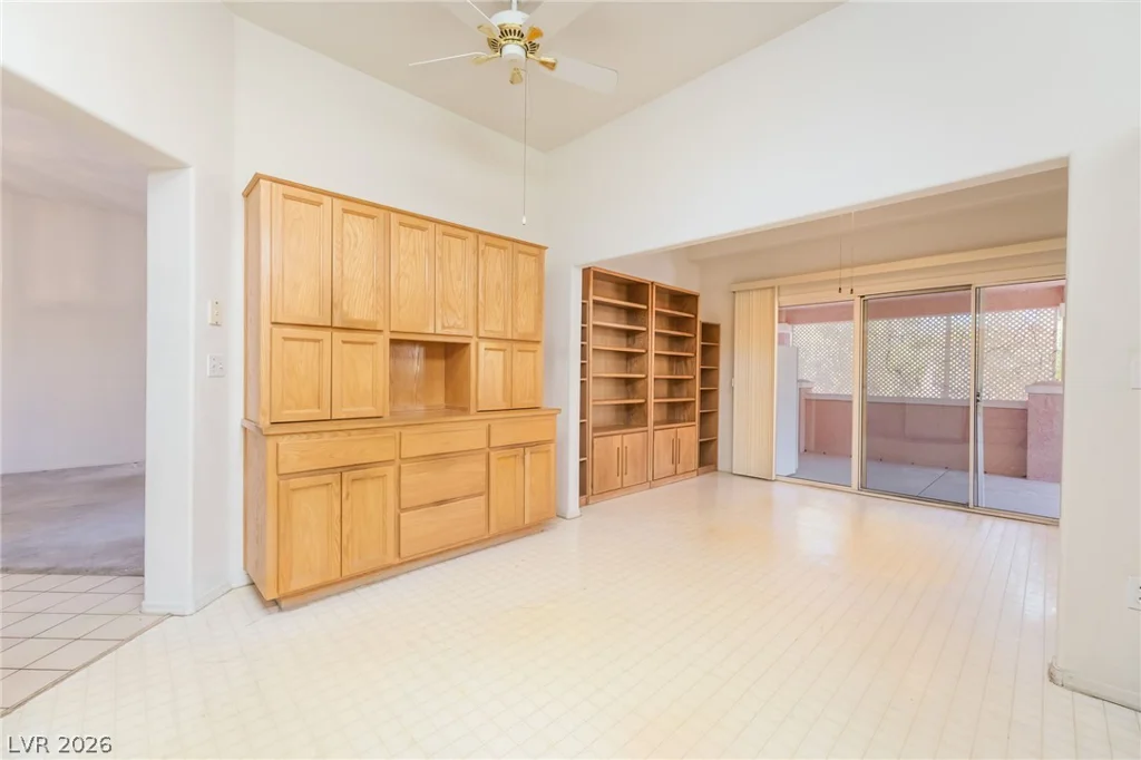 10300 Sawmill, Las Vegas, NV 89134