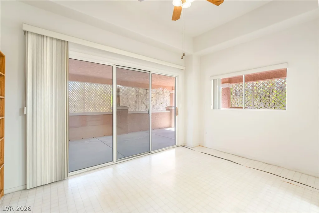 10300 Sawmill, Las Vegas, NV 89134