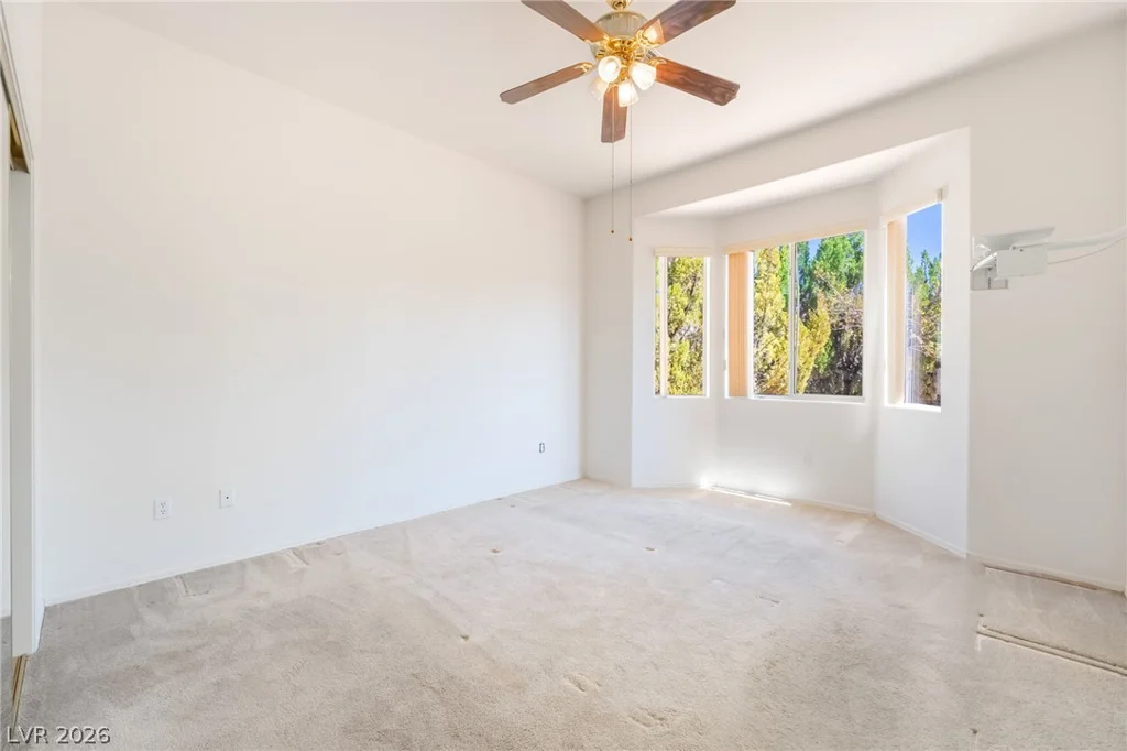10300 Sawmill, Las Vegas, NV 89134