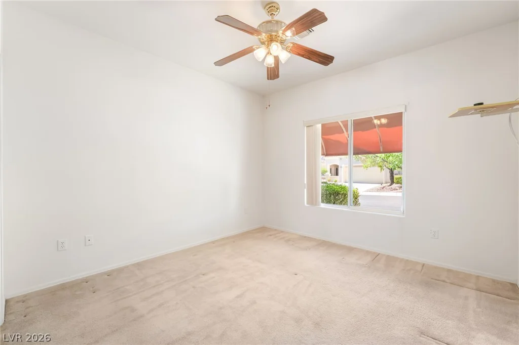 10300 Sawmill, Las Vegas, NV 89134