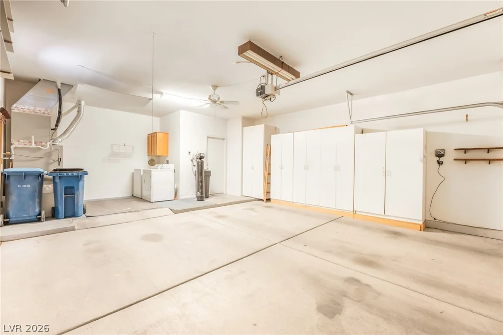 10300 Sawmill, Las Vegas, NV 89134