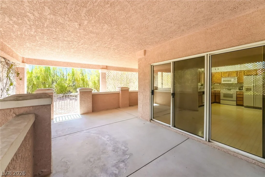 10300 Sawmill, Las Vegas, NV 89134