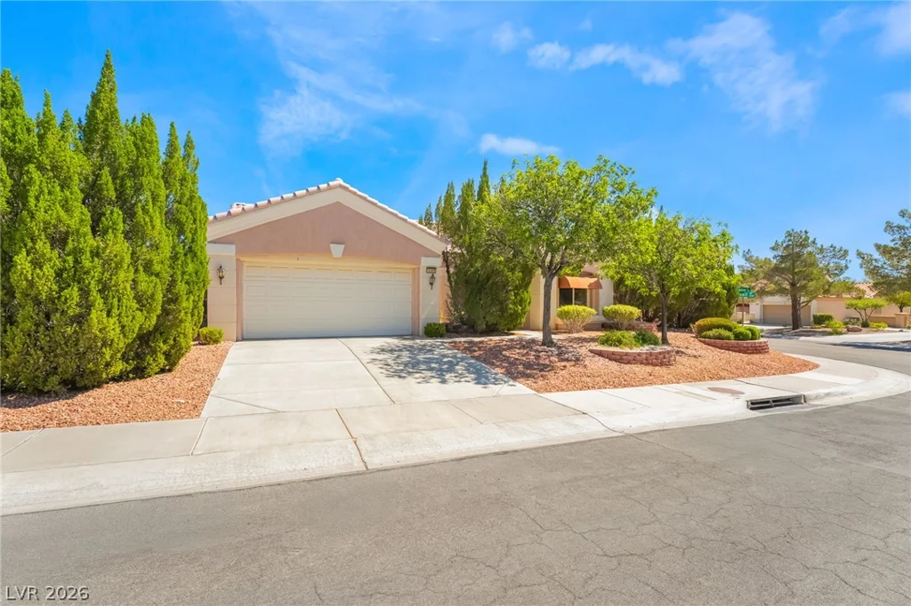 10300 Sawmill, Las Vegas, NV 89134