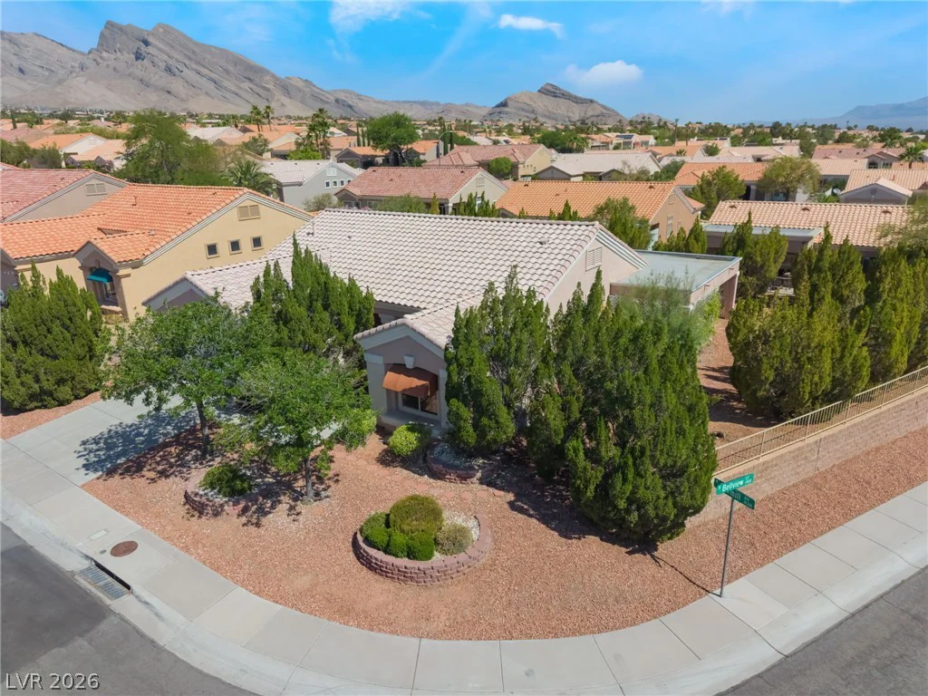 10300 Sawmill, Las Vegas, NV 89134