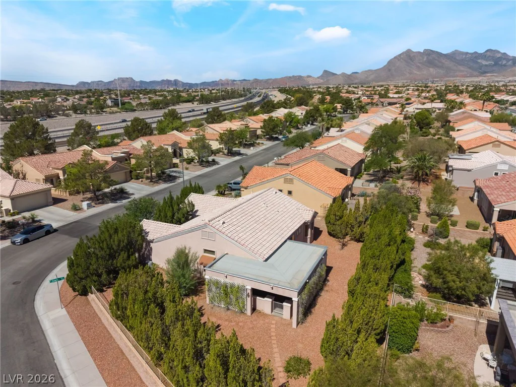 10300 Sawmill, Las Vegas, NV 89134