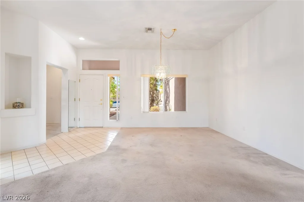 10300 Sawmill, Las Vegas, NV 89134
