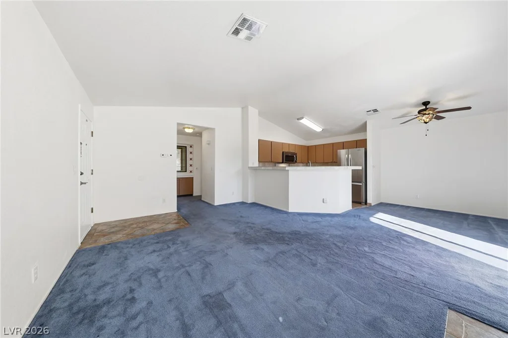 7904 Idledale, Las Vegas, NV 89145