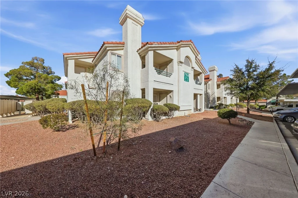 7904 Idledale, Las Vegas, NV 89145