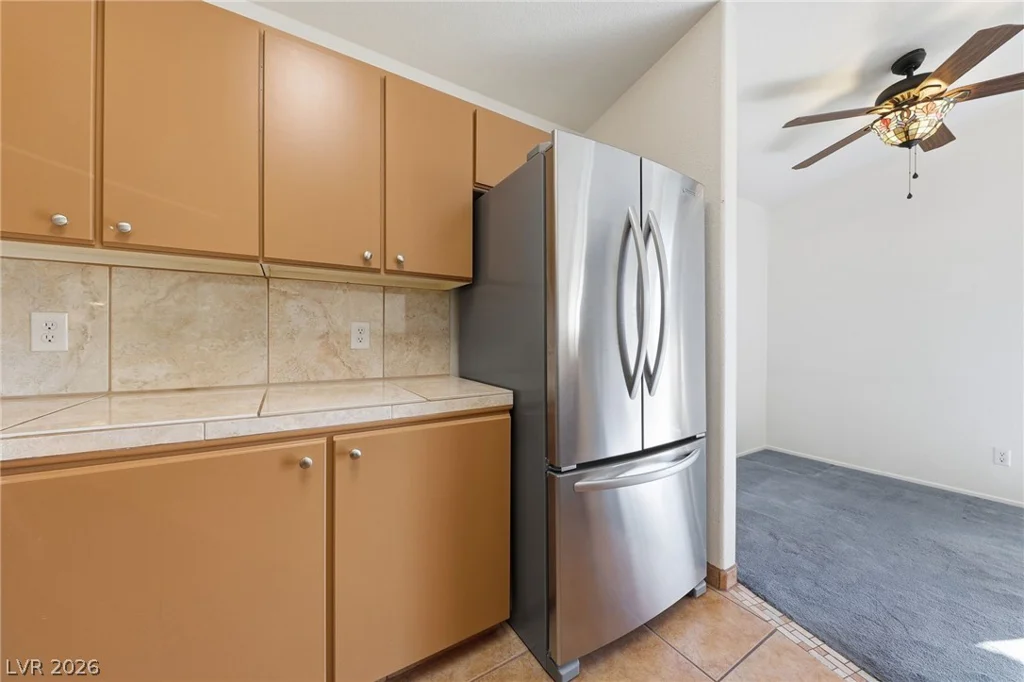 7904 Idledale, Las Vegas, NV 89145