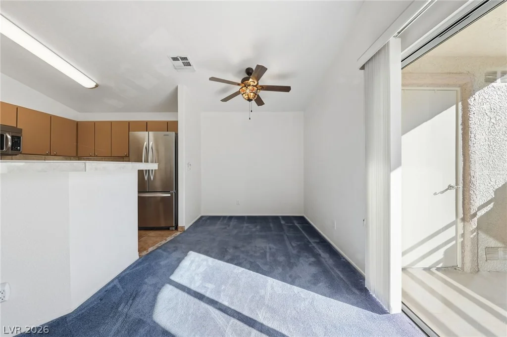 7904 Idledale, Las Vegas, NV 89145