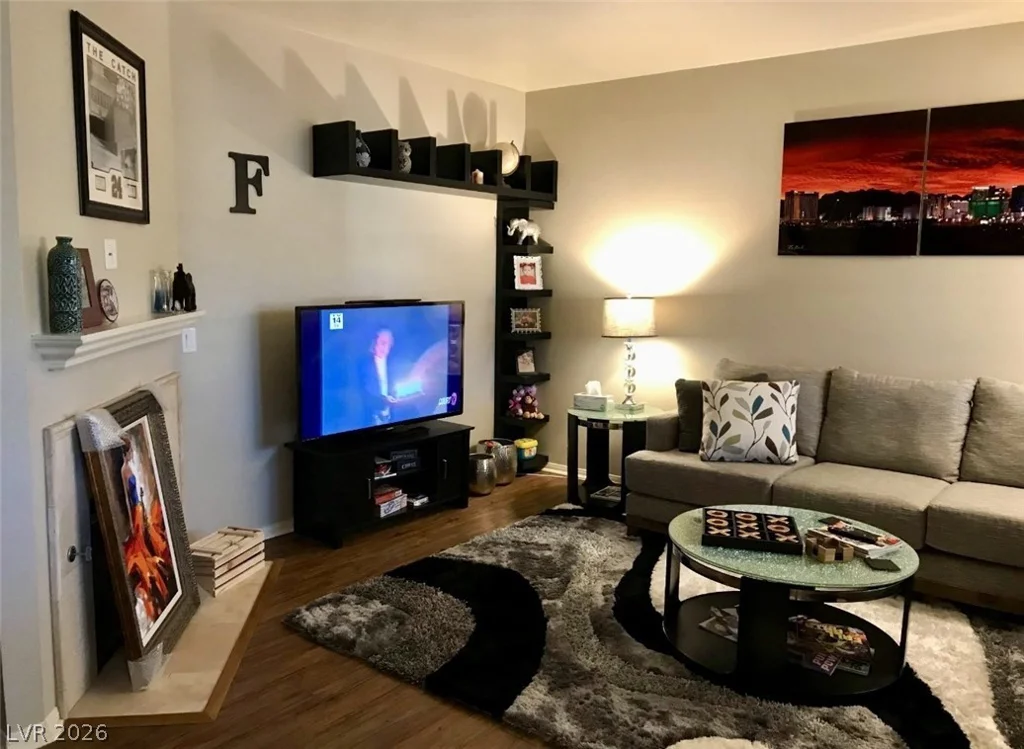 5250 Rainbow, Las Vegas, NV 89118