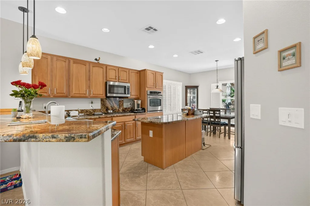 2517 Black River Falls, Henderson, NV 89044