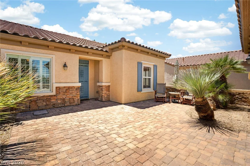 2517 Black River Falls, Henderson, NV 89044