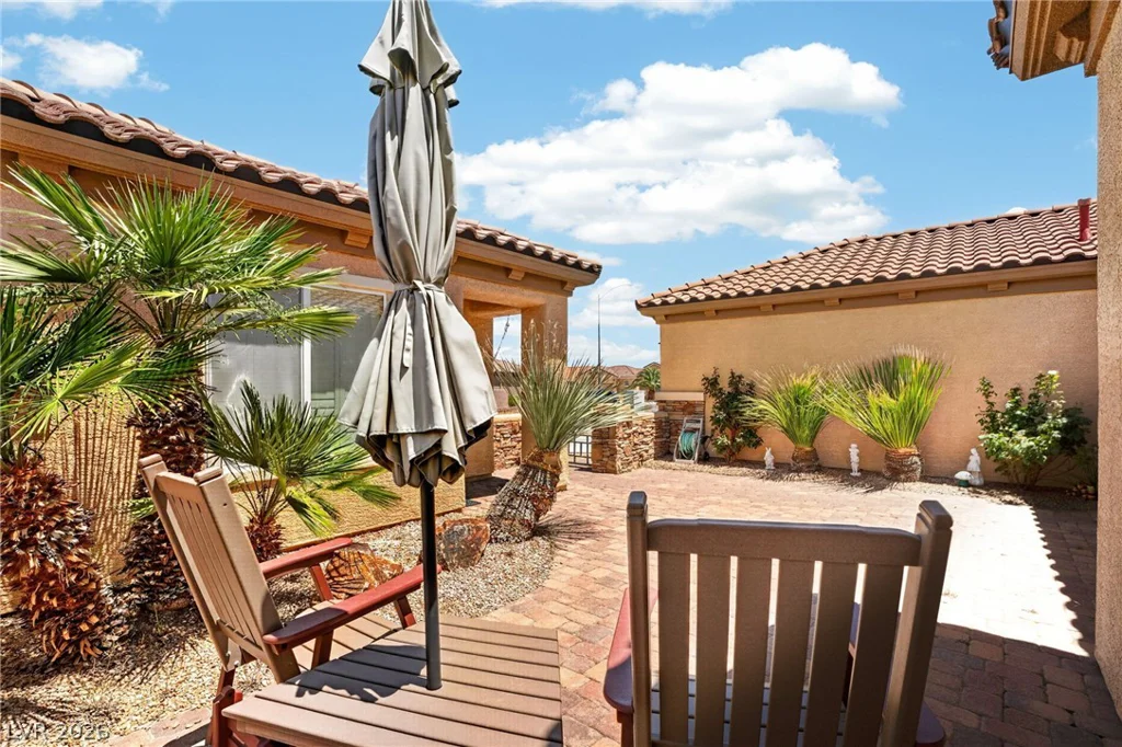 2517 Black River Falls, Henderson, NV 89044