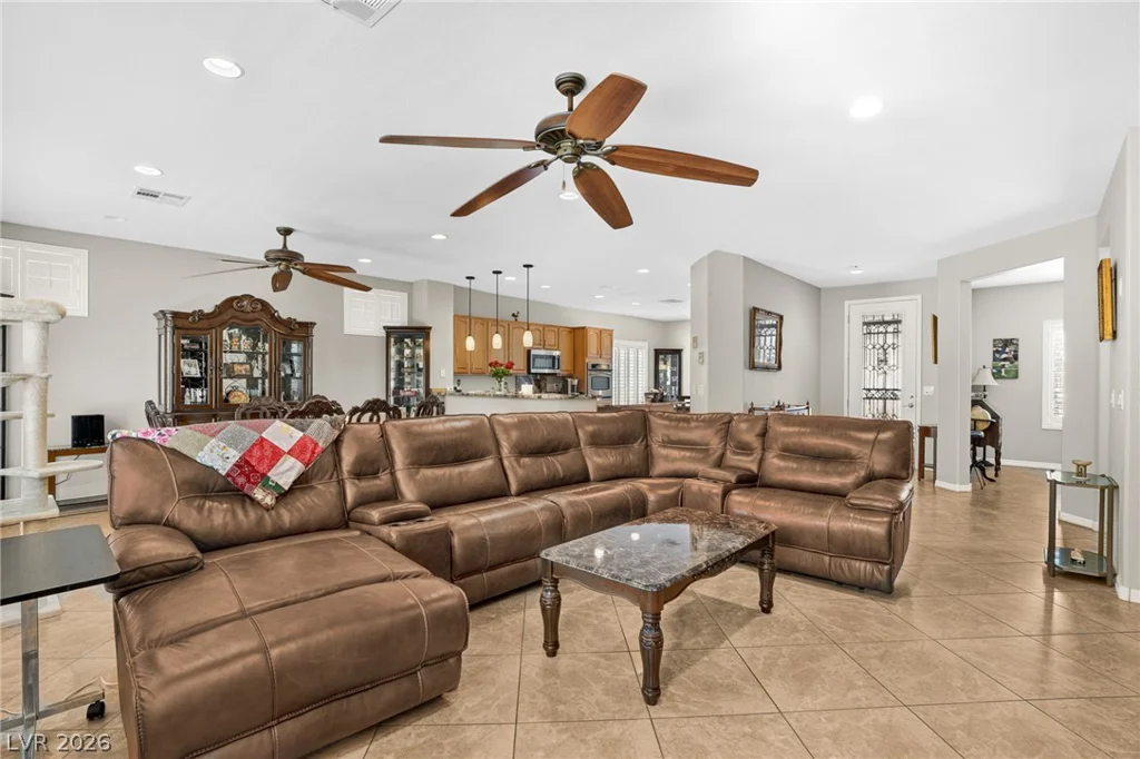 2517 Black River Falls, Henderson, NV 89044