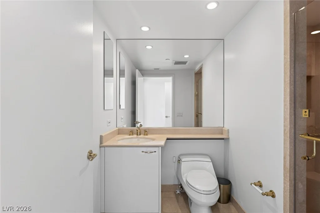 2857 Paradise, Las Vegas, NV 89109