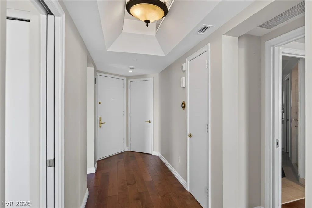 2857 Paradise, Las Vegas, NV 89109