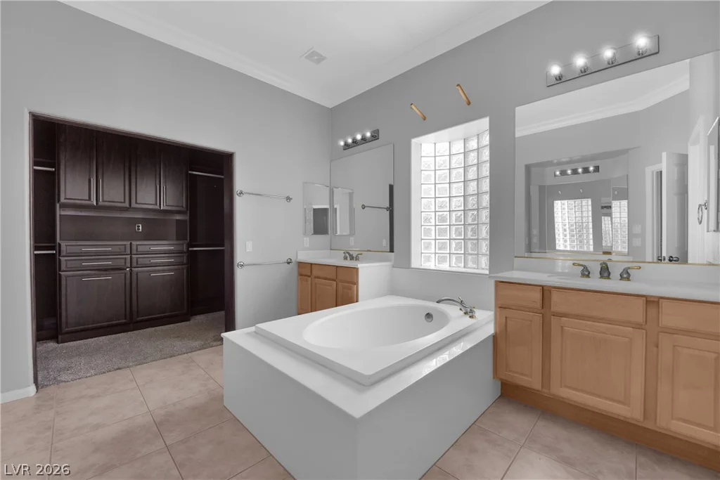 10616 Eagle Nest, Las Vegas, NV 89141