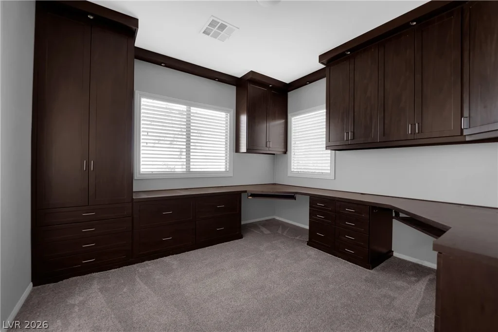 10616 Eagle Nest, Las Vegas, NV 89141