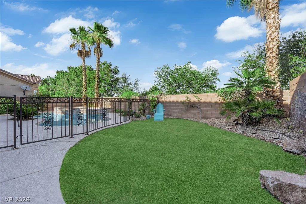 10616 Eagle Nest, Las Vegas, NV 89141