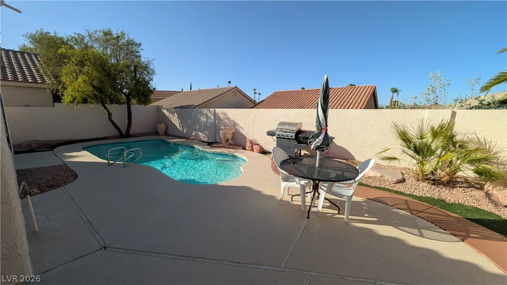 9832 Lenox Crest, Las Vegas, NV 89134