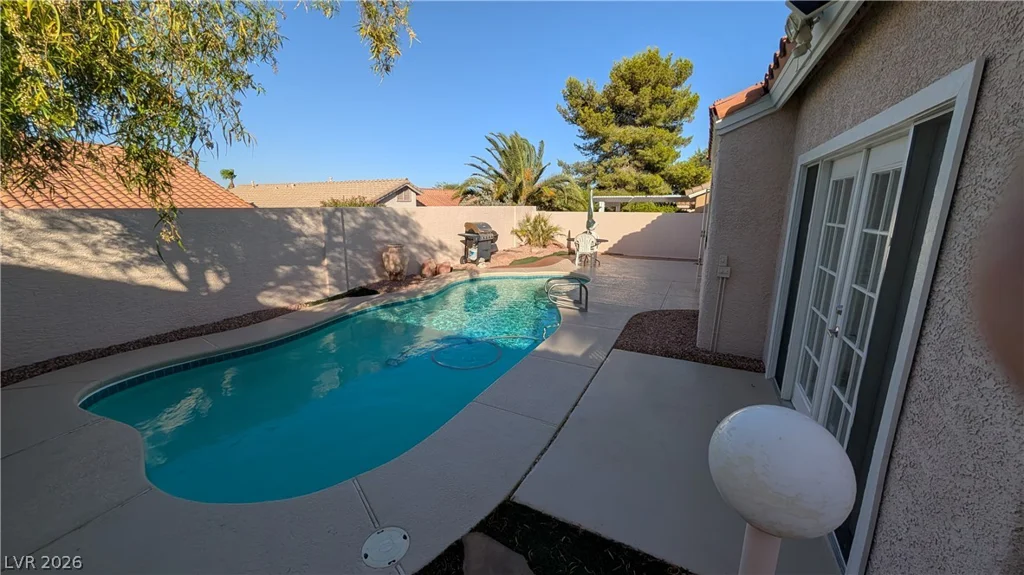 9832 Lenox Crest, Las Vegas, NV 89134