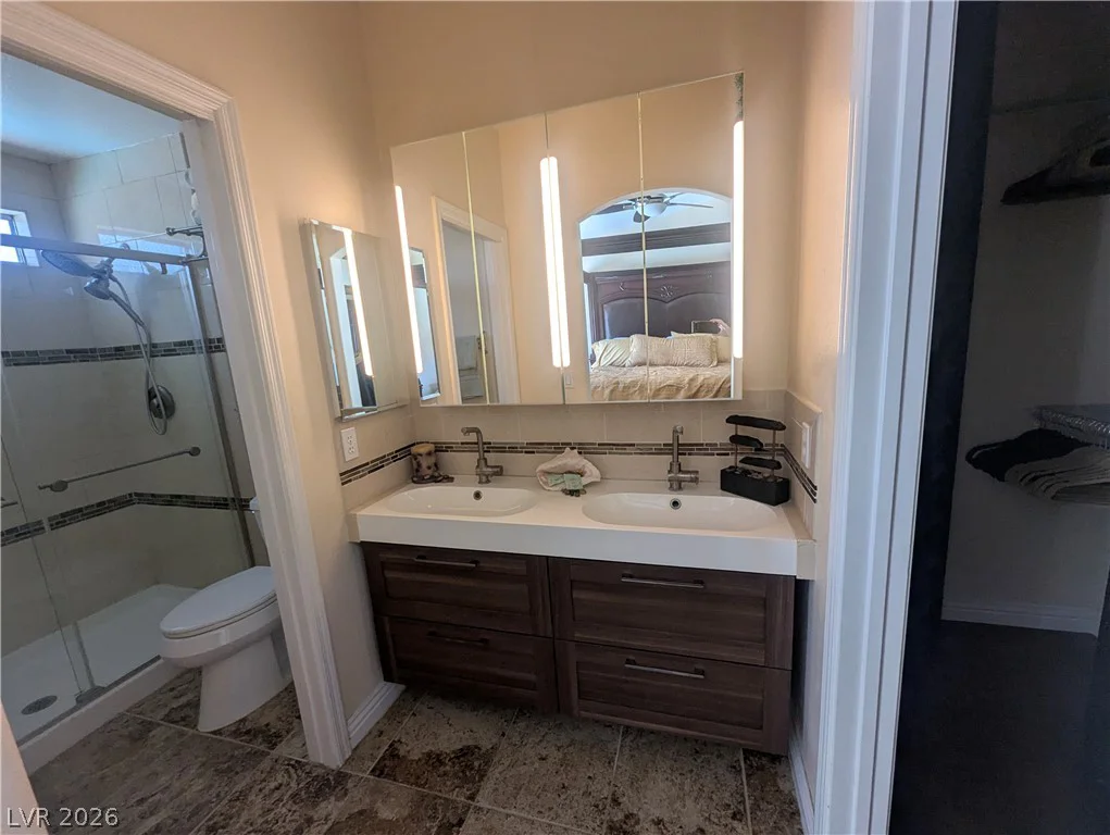 9832 Lenox Crest, Las Vegas, NV 89134