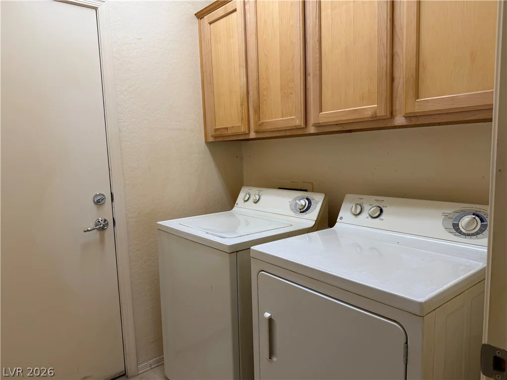 7448 Chipping Sparrow, North Las Vegas, NV 89084