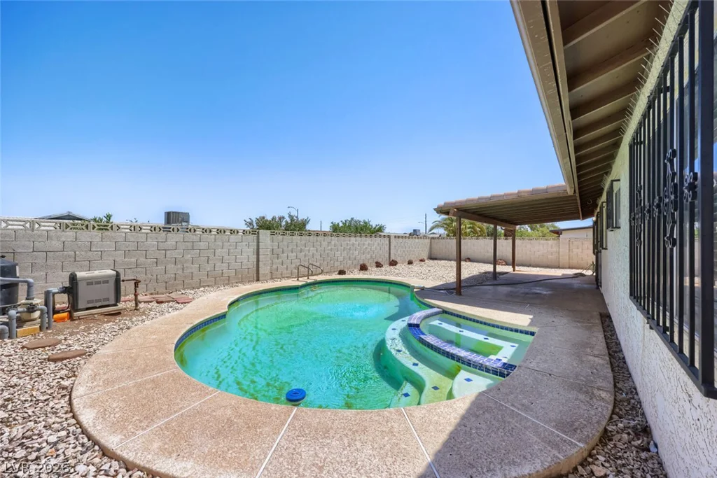 533 Rolly, Henderson, NV 89011