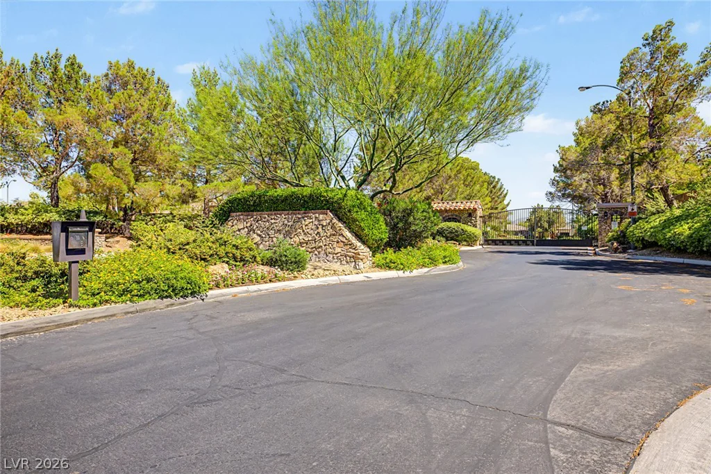 10739 Bramante, Las Vegas, NV 89141