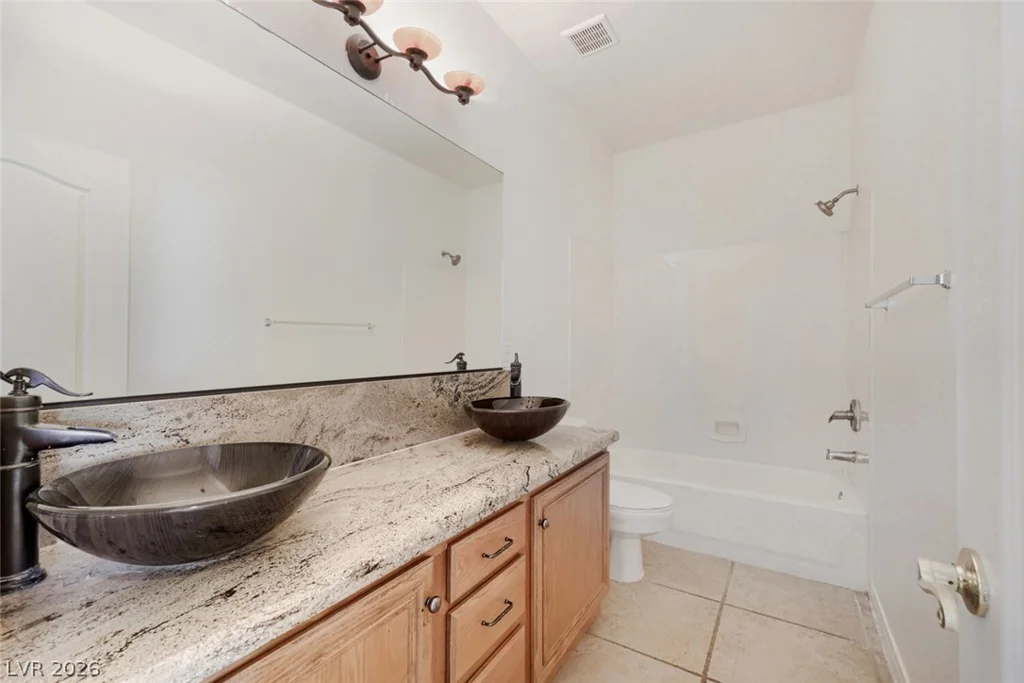 903 Golden Poppy, Las Vegas, NV 89110