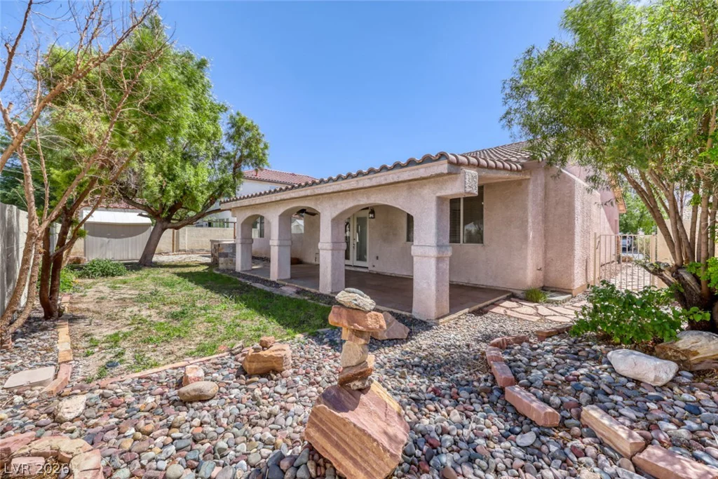 903 Golden Poppy, Las Vegas, NV 89110