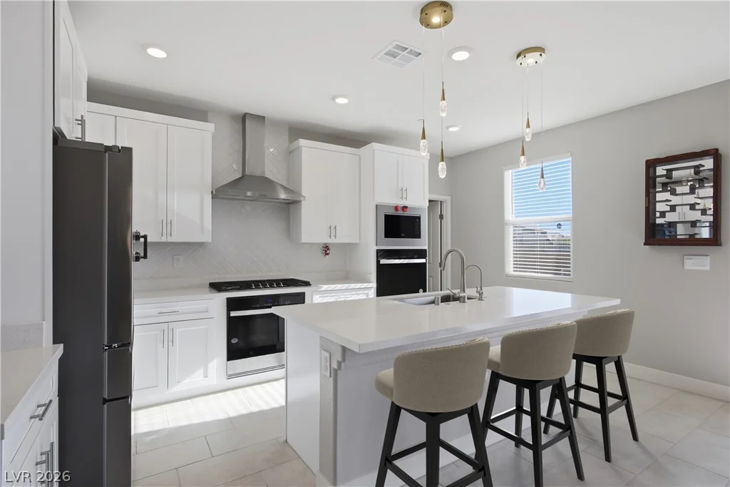 1144 Green Lovebird, Henderson, NV 89011