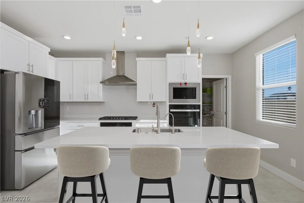 1144 Green Lovebird, Henderson, NV 89011