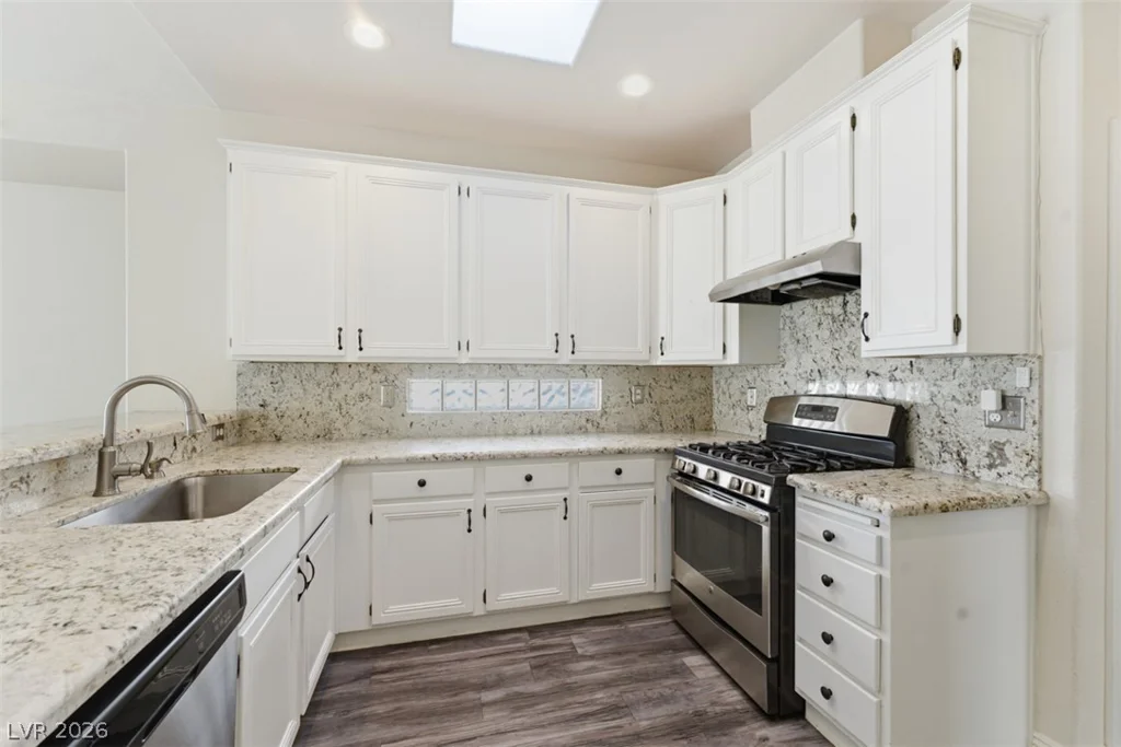 742 Canfield Point, Las Vegas, NV 89183