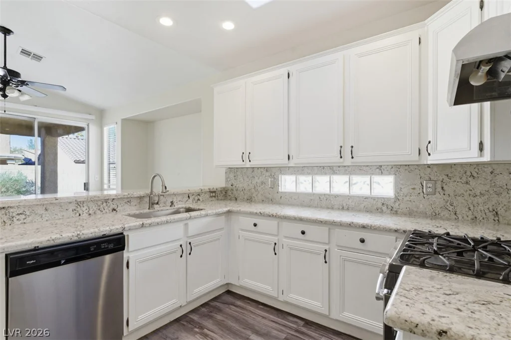 742 Canfield Point, Las Vegas, NV 89183