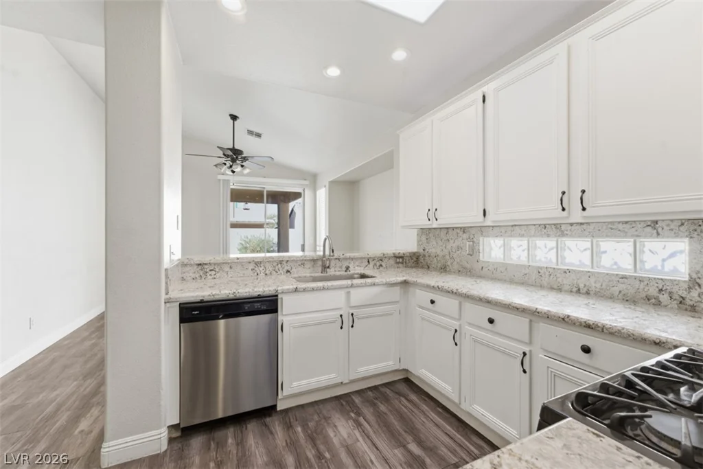 742 Canfield Point, Las Vegas, NV 89183