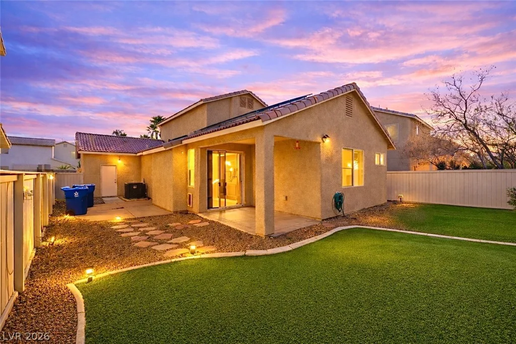 742 Canfield Point, Las Vegas, NV 89183