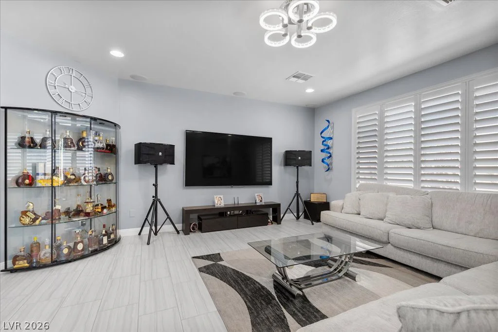 7129 Tavita, Las Vegas, NV 89113