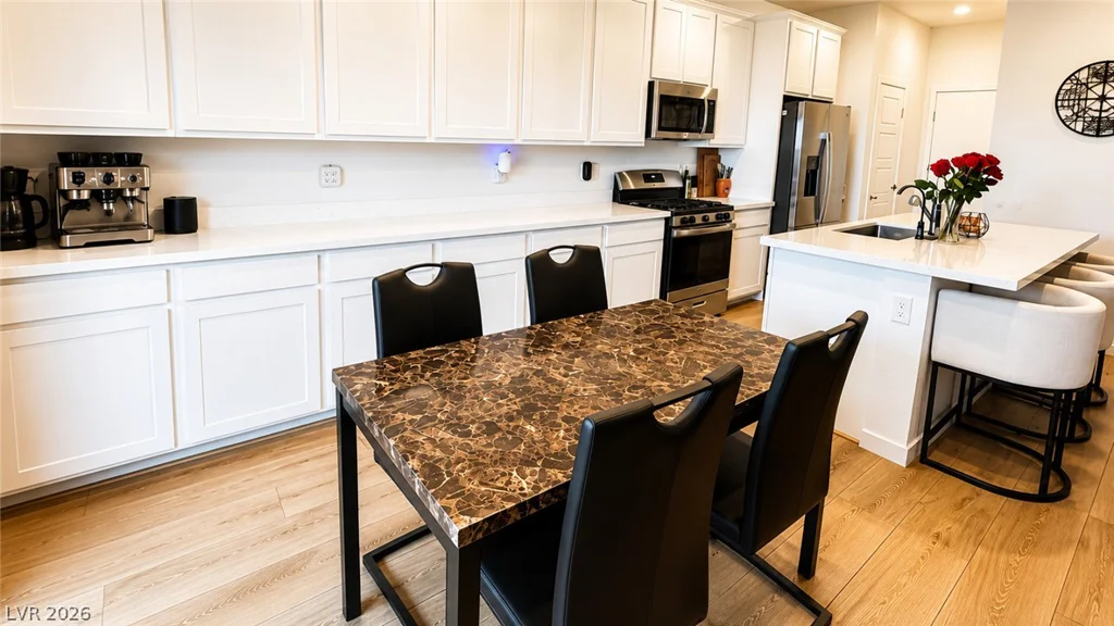 375 Great Ocean, North Las Vegas, NV 89084