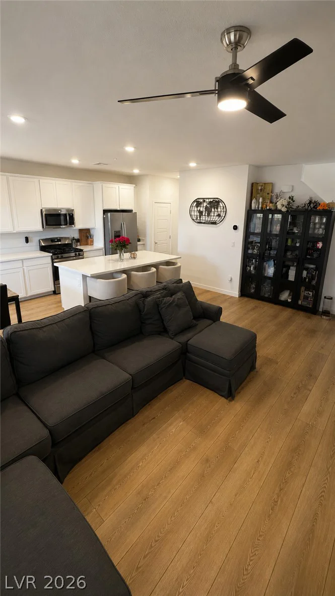 375 Great Ocean, North Las Vegas, NV 89084