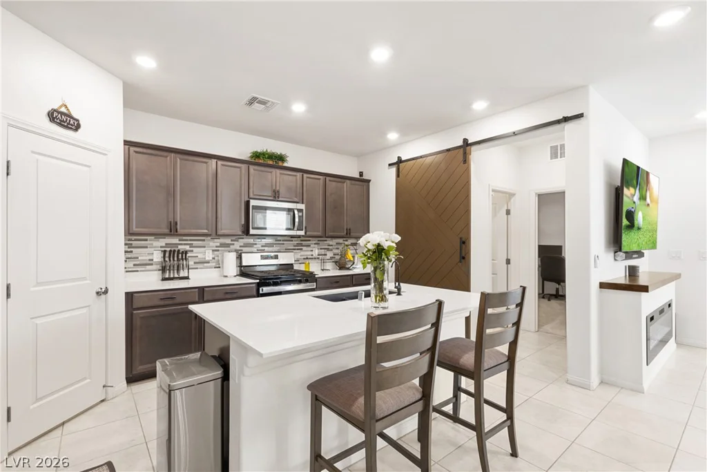 9873 Ravenswood Peak, Las Vegas, NV 89178