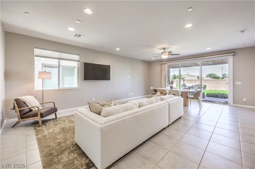 8580 Scalpay, Las Vegas, NV 89166
