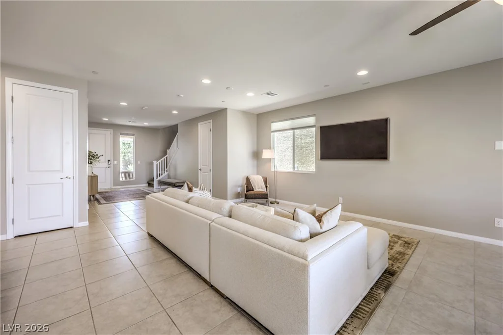 8580 Scalpay, Las Vegas, NV 89166
